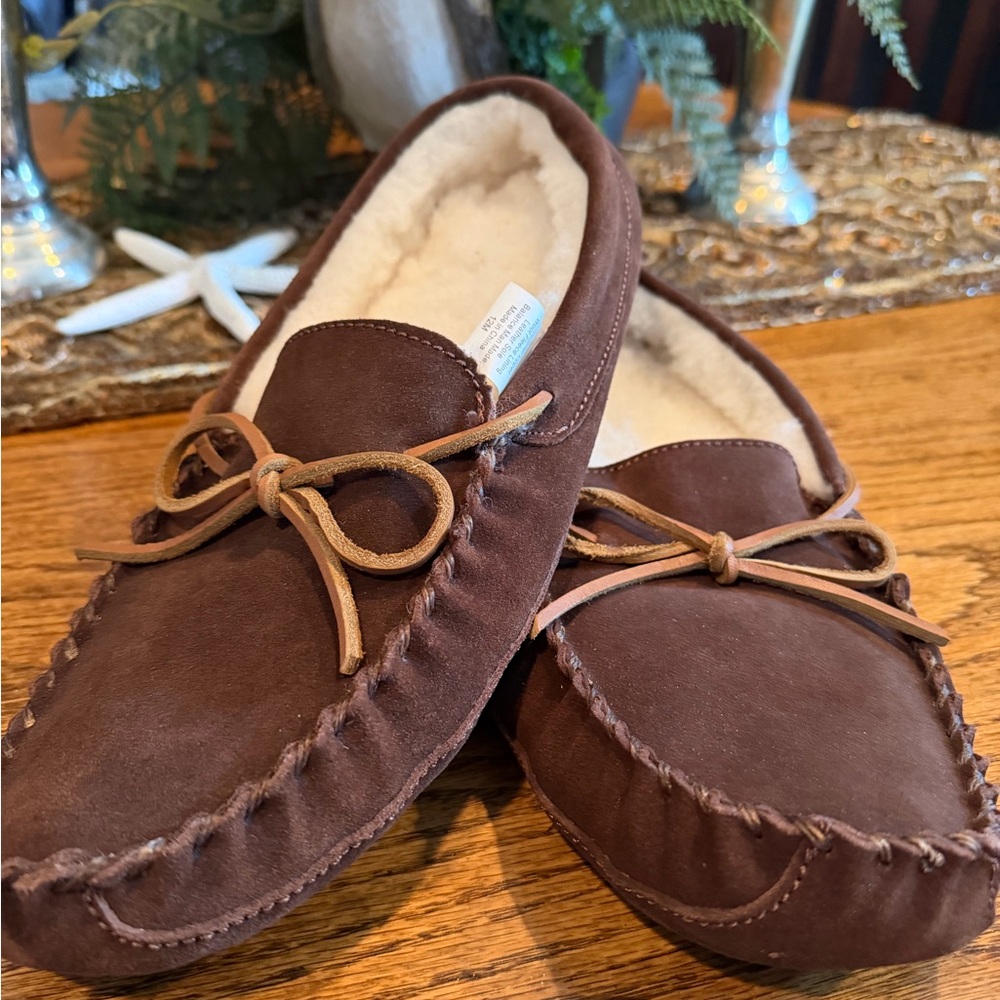 Eddie Bauer Suede Men's Moccasin Fleece Slippers NEW